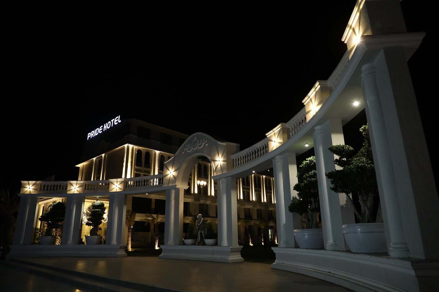 pride-hotel-convention (1)