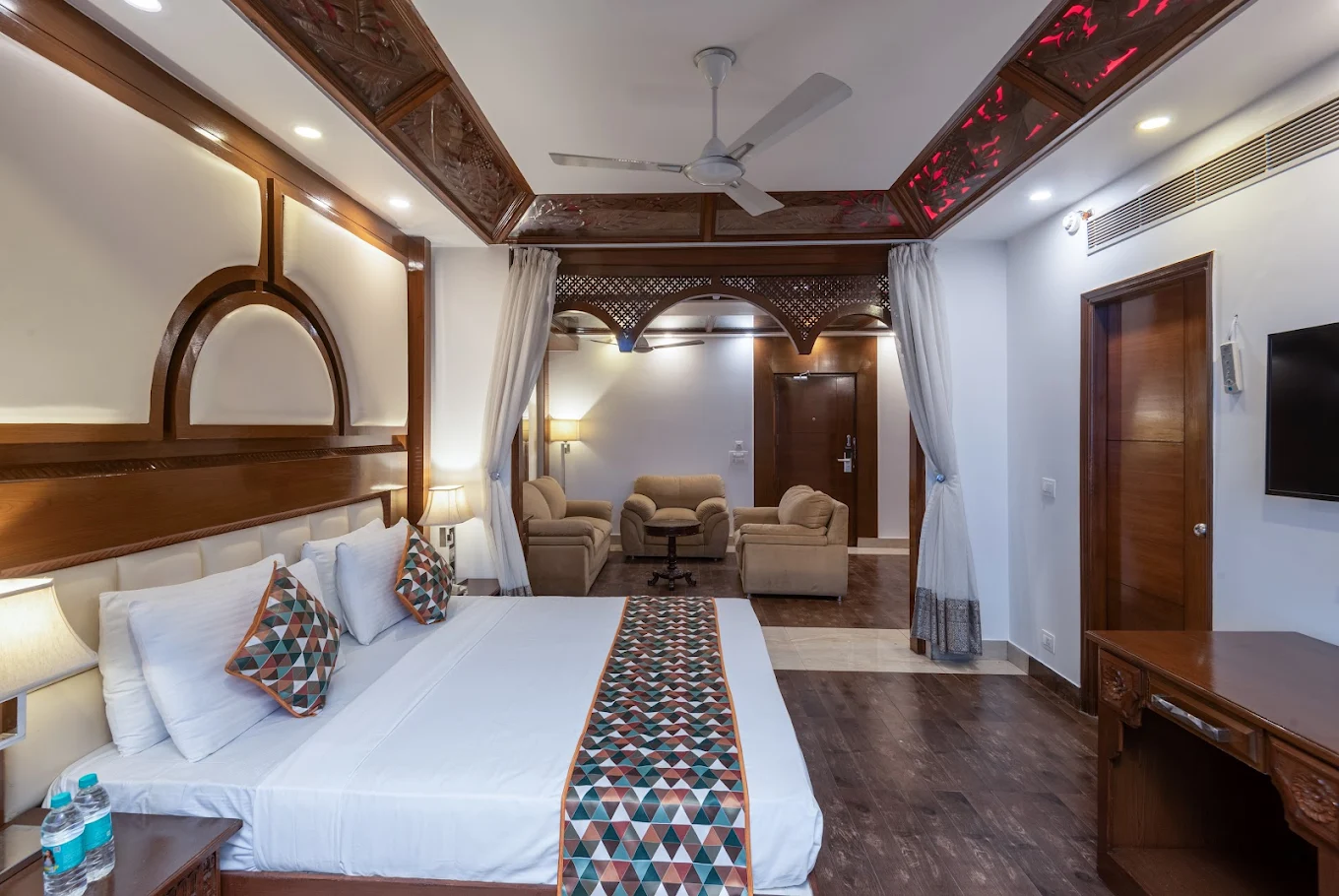 2024-04-08 (3) 2024-04-08 (3)